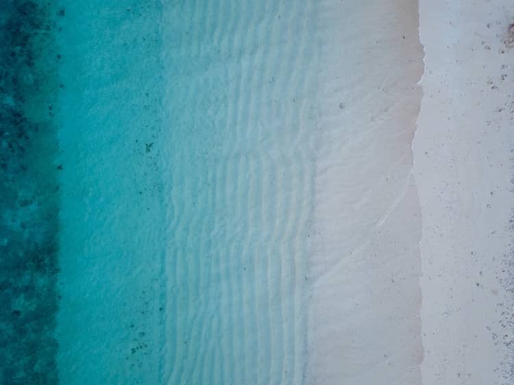 Sea shore ombre blue signifying smooth transitions in a speech